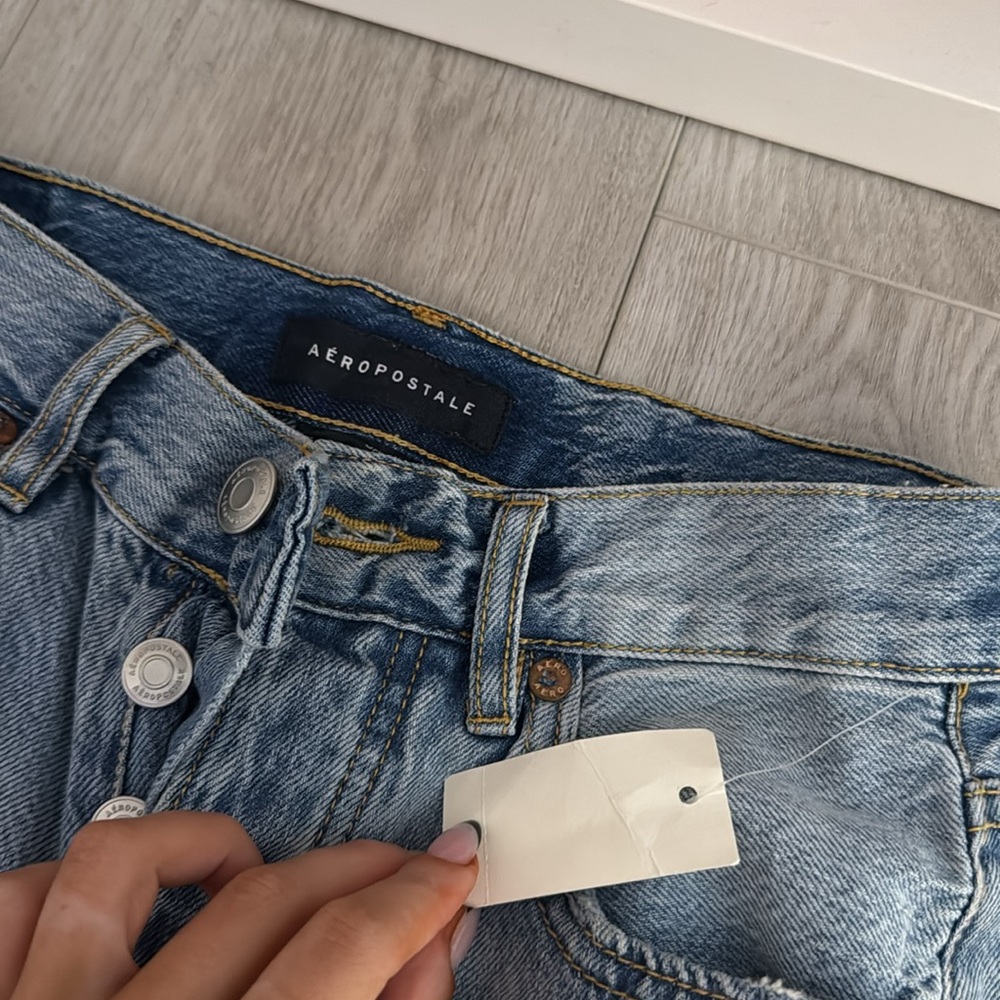 NWT aeropostale ripped jeans Size 2 - Picture 5 of 6